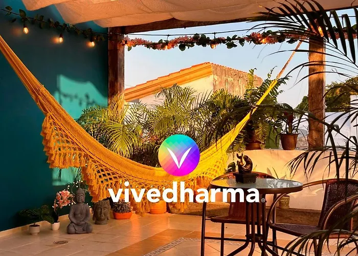 Beautiful & Cozy Near Beach Apartment Pool & Kingsize Bed